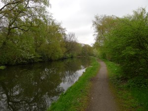 ... und ohne traffic am bridgewater canal entlang