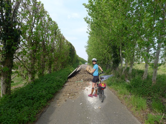 Kurz nach dem Start tut sich das erste Hindernis auf.